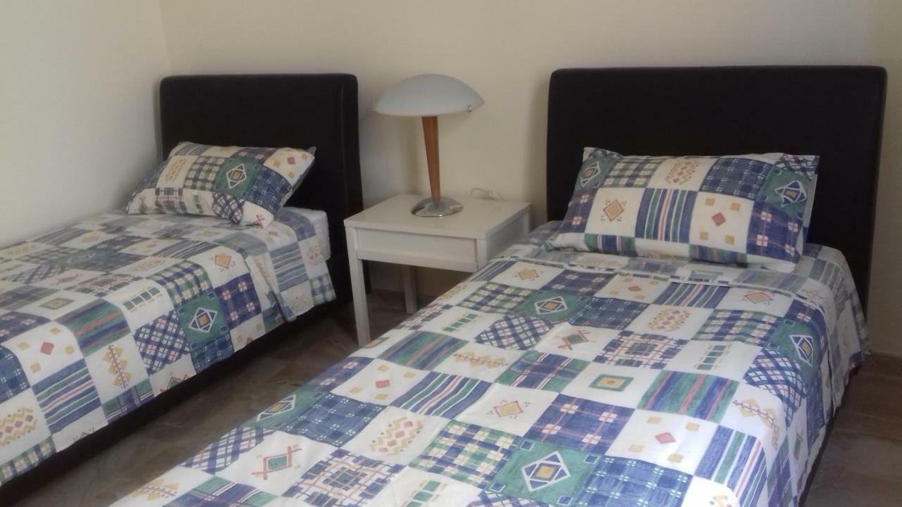Amathusia Beach Apartment Limassol Ngoại thất bức ảnh
